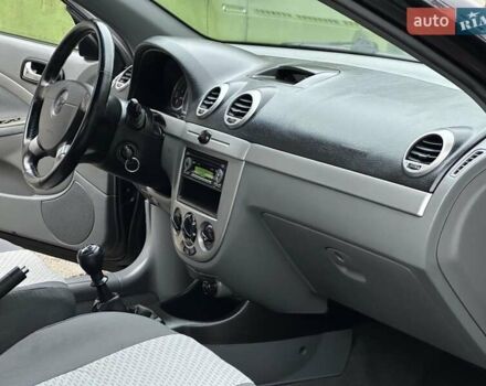 Черный Шевроле Нубира, объемом двигателя 1.6 л и пробегом 205 тыс. км за 5450 $, фото 38 на Automoto.ua