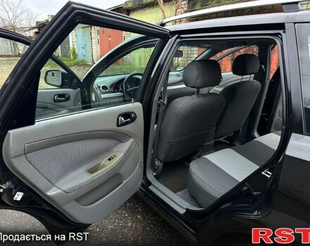 Черный Шевроле Нубира, объемом двигателя 1.6 л и пробегом 205 тыс. км за 5450 $, фото 10 на Automoto.ua