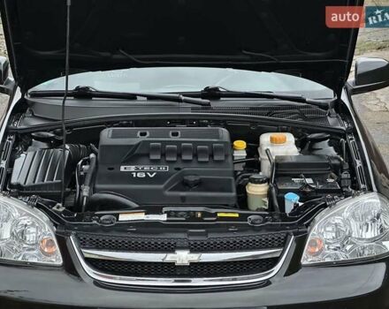 Черный Шевроле Нубира, объемом двигателя 1.6 л и пробегом 205 тыс. км за 5550 $, фото 42 на Automoto.ua