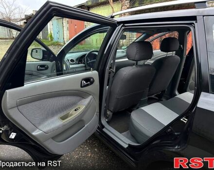 Черный Шевроле Нубира, объемом двигателя 1.6 л и пробегом 205 тыс. км за 5450 $, фото 8 на Automoto.ua