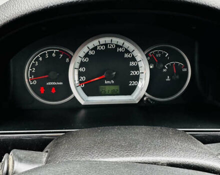 Черный Шевроле Нубира, объемом двигателя 1.6 л и пробегом 252 тыс. км за 4500 $, фото 17 на Automoto.ua