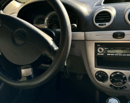 Черный Шевроле Нубира, объемом двигателя 1.6 л и пробегом 228 тыс. км за 4999 $, фото 12 на Automoto.ua