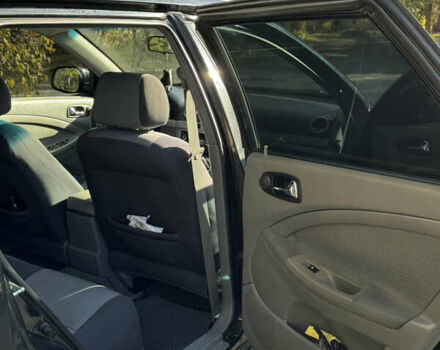 Черный Шевроле Нубира, объемом двигателя 1.6 л и пробегом 228 тыс. км за 4999 $, фото 15 на Automoto.ua