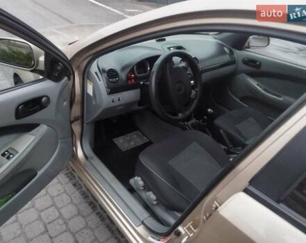 Коричневий Шевроле Нубіра, об'ємом двигуна 1.6 л та пробігом 286 тис. км за 4400 $, фото 13 на Automoto.ua