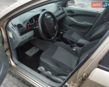 Коричневий Шевроле Нубіра, об'ємом двигуна 1.6 л та пробігом 286 тис. км за 4400 $, фото 14 на Automoto.ua