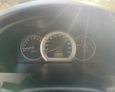 Красный Шевроле Нубира, объемом двигателя 1.8 л и пробегом 231 тыс. км за 3500 $, фото 15 на Automoto.ua