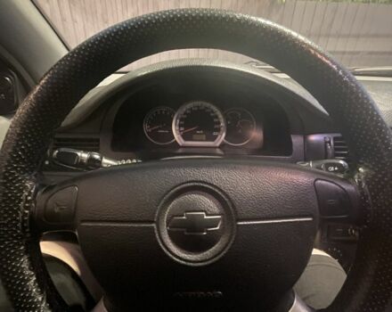 Красный Шевроле Нубира, объемом двигателя 1.8 л и пробегом 250 тыс. км за 3099 $, фото 8 на Automoto.ua