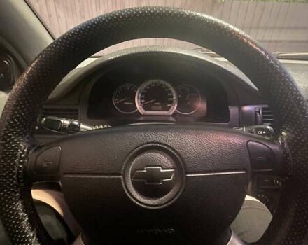 Красный Шевроле Нубира, объемом двигателя 1.8 л и пробегом 250 тыс. км за 3800 $, фото 8 на Automoto.ua