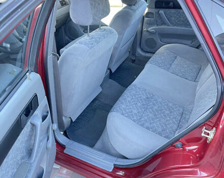 Красный Шевроле Нубира, объемом двигателя 1.8 л и пробегом 78 тыс. км за 4450 $, фото 8 на Automoto.ua