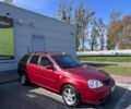 Красный Шевроле Нубира, объемом двигателя 1.6 л и пробегом 190 тыс. км за 3800 $, фото 1 на Automoto.ua