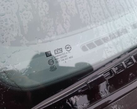 Красный Шевроле Нубира, объемом двигателя 1.6 л и пробегом 235 тыс. км за 3900 $, фото 18 на Automoto.ua