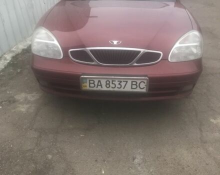 Красный Шевроле Нубира, объемом двигателя 2 л и пробегом 200 тыс. км за 3000 $, фото 1 на Automoto.ua