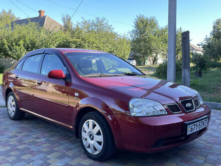 Красный Шевроле Нубира, объемом двигателя 1.8 л и пробегом 78 тыс. км за 4450 $, фото 1 на Automoto.ua