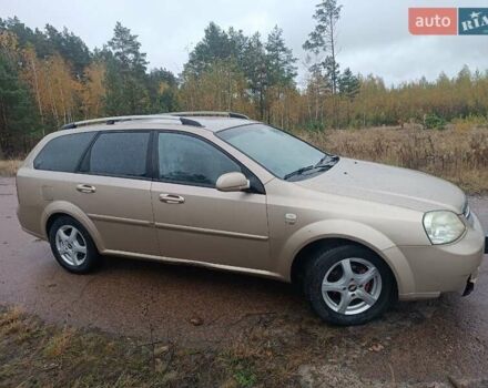 Желтый Шевроле Нубира, объемом двигателя 1.8 л и пробегом 444 тыс. км за 3500 $, фото 10 на Automoto.ua