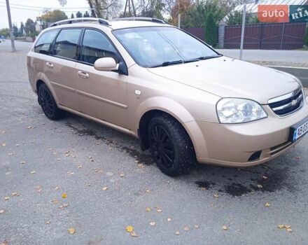 Желтый Шевроле Нубира, объемом двигателя 1.6 л и пробегом 215 тыс. км за 4000 $, фото 4 на Automoto.ua
