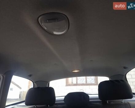 Желтый Шевроле Нубира, объемом двигателя 1.6 л и пробегом 215 тыс. км за 4000 $, фото 6 на Automoto.ua