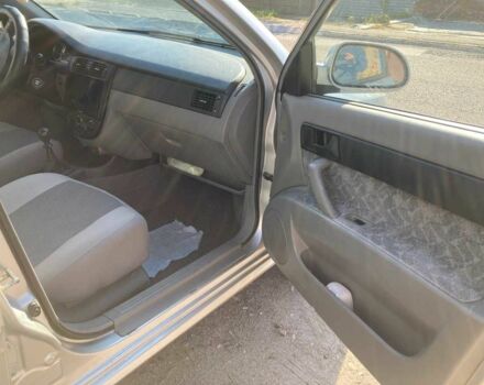 Сірий Шевроле Нубіра, об'ємом двигуна 0 л та пробігом 180 тис. км за 4000 $, фото 8 на Automoto.ua