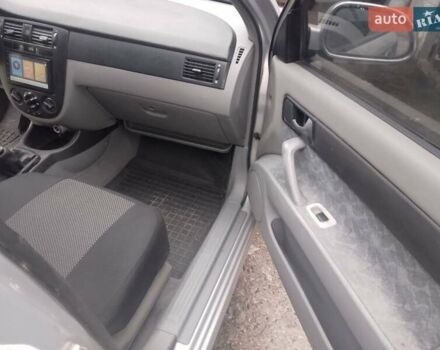 Серый Шевроле Нубира, объемом двигателя 1.8 л и пробегом 300 тыс. км за 3200 $, фото 5 на Automoto.ua