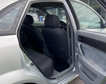 Серый Шевроле Нубира, объемом двигателя 1.8 л и пробегом 360 тыс. км за 3500 $, фото 7 на Automoto.ua