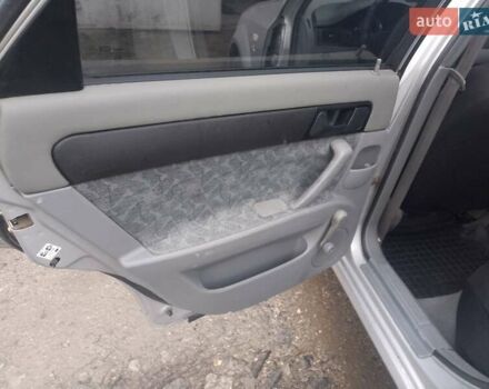 Серый Шевроле Нубира, объемом двигателя 1.8 л и пробегом 300 тыс. км за 3200 $, фото 3 на Automoto.ua