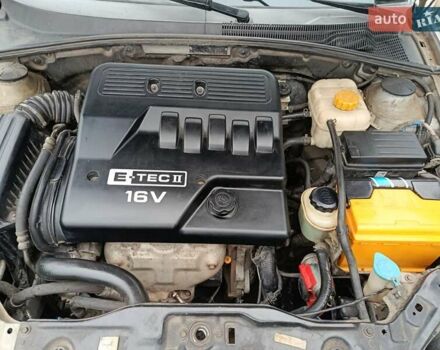 Серый Шевроле Нубира, объемом двигателя 1.6 л и пробегом 332 тыс. км за 3900 $, фото 10 на Automoto.ua