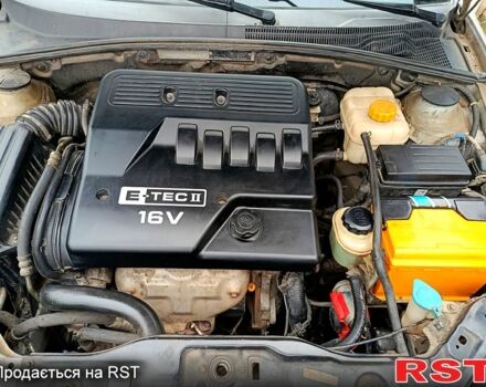 Серый Шевроле Нубира, объемом двигателя 1.6 л и пробегом 332 тыс. км за 3900 $, фото 9 на Automoto.ua