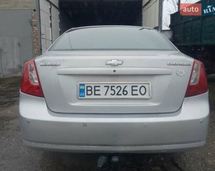Серый Шевроле Нубира, объемом двигателя 1.8 л и пробегом 300 тыс. км за 3200 $, фото 9 на Automoto.ua