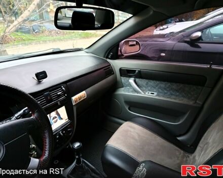 Серый Шевроле Нубира, объемом двигателя 1.6 л и пробегом 332 тыс. км за 3900 $, фото 7 на Automoto.ua