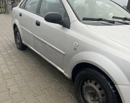Сірий Шевроле Нубіра, об'ємом двигуна 1.6 л та пробігом 270 тис. км за 3400 $, фото 4 на Automoto.ua