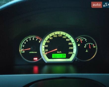 Серый Шевроле Нубира, объемом двигателя 1.8 л и пробегом 184 тыс. км за 4700 $, фото 18 на Automoto.ua