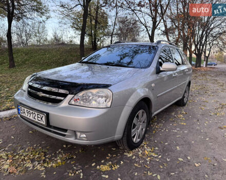 Серый Шевроле Нубира, объемом двигателя 1.6 л и пробегом 271 тыс. км за 3999 $, фото 6 на Automoto.ua