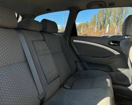 Серый Шевроле Нубира, объемом двигателя 1.8 л и пробегом 152 тыс. км за 4100 $, фото 14 на Automoto.ua