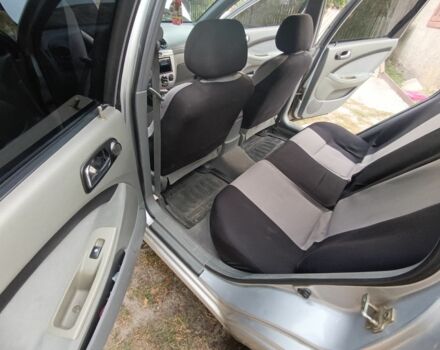 Серый Шевроле Нубира, объемом двигателя 1.6 л и пробегом 270 тыс. км за 3300 $, фото 13 на Automoto.ua