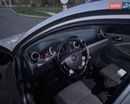 Серый Шевроле Нубира, объемом двигателя 1.8 л и пробегом 257 тыс. км за 3500 $, фото 9 на Automoto.ua