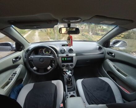 Серый Шевроле Нубира, объемом двигателя 1.6 л и пробегом 272 тыс. км за 3200 $, фото 7 на Automoto.ua