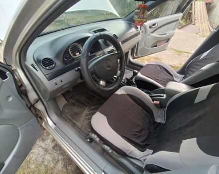 Серый Шевроле Нубира, объемом двигателя 1.6 л и пробегом 270 тыс. км за 3300 $, фото 15 на Automoto.ua