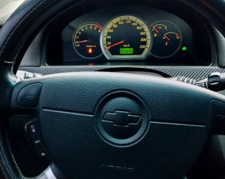 Серый Шевроле Нубира, объемом двигателя 1.6 л и пробегом 277 тыс. км за 4500 $, фото 7 на Automoto.ua