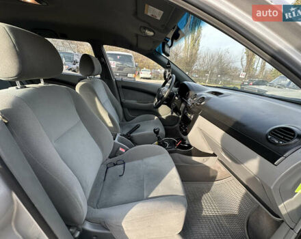 Серый Шевроле Нубира, объемом двигателя 1.6 л и пробегом 270 тыс. км за 4200 $, фото 11 на Automoto.ua