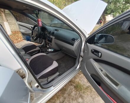 Серый Шевроле Нубира, объемом двигателя 1.6 л и пробегом 270 тыс. км за 3300 $, фото 11 на Automoto.ua