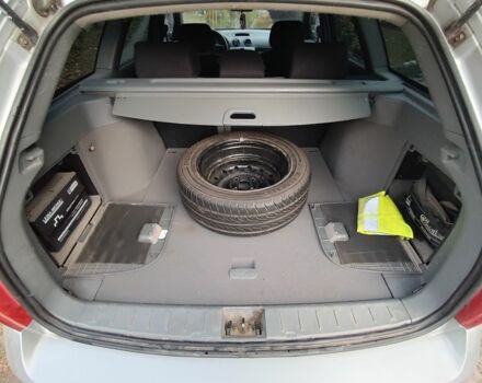 Серый Шевроле Нубира, объемом двигателя 1.6 л и пробегом 270 тыс. км за 3300 $, фото 6 на Automoto.ua