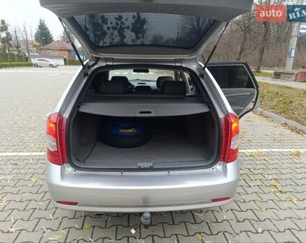 Серый Шевроле Нубира, объемом двигателя 1.8 л и пробегом 250 тыс. км за 3950 $, фото 9 на Automoto.ua