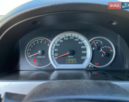 Серый Шевроле Нубира, объемом двигателя 1.8 л и пробегом 281 тыс. км за 3550 $, фото 2 на Automoto.ua