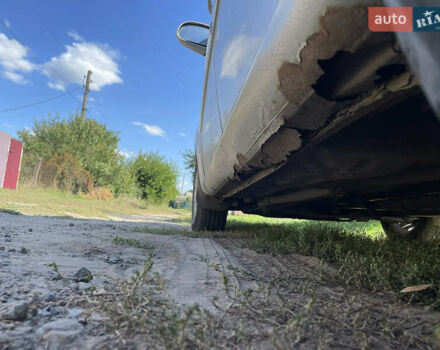 Серый Шевроле Нубира, объемом двигателя 1.8 л и пробегом 370 тыс. км за 3300 $, фото 5 на Automoto.ua