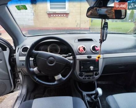 Серый Шевроле Нубира, объемом двигателя 1.8 л и пробегом 309 тыс. км за 4700 $, фото 5 на Automoto.ua