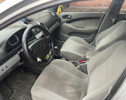 Сірий Шевроле Нубіра, об'ємом двигуна 1.6 л та пробігом 250 тис. км за 3413 $, фото 5 на Automoto.ua