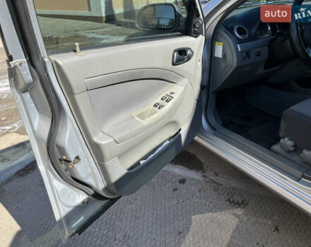 Серый Шевроле Нубира, объемом двигателя 1.8 л и пробегом 281 тыс. км за 3550 $, фото 13 на Automoto.ua