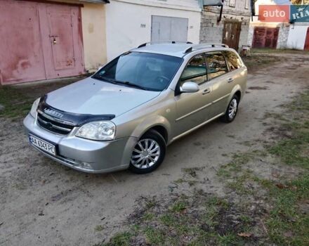 Серый Шевроле Нубира, объемом двигателя 1.6 л и пробегом 289 тыс. км за 3250 $, фото 3 на Automoto.ua