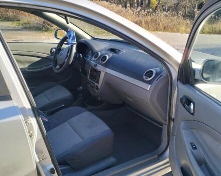 Серый Шевроле Нубира, объемом двигателя 1.6 л и пробегом 200 тыс. км за 4300 $, фото 11 на Automoto.ua