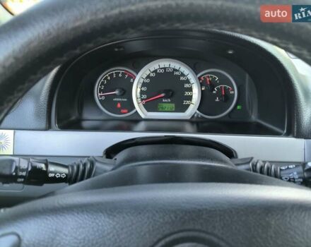 Серый Шевроле Нубира, объемом двигателя 1.8 л и пробегом 282 тыс. км за 4800 $, фото 9 на Automoto.ua