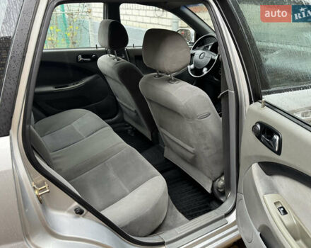 Серый Шевроле Нубира, объемом двигателя 1.6 л и пробегом 241 тыс. км за 4100 $, фото 11 на Automoto.ua